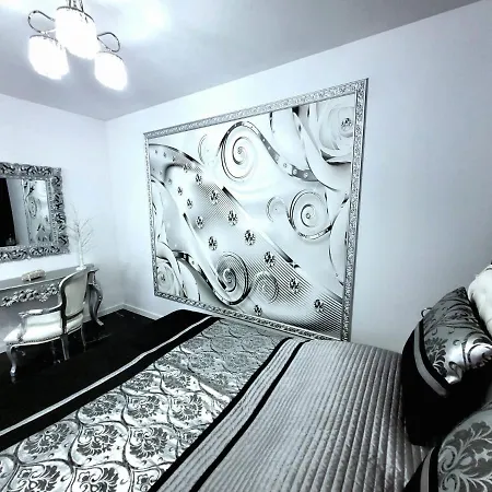 Glamour Apartment