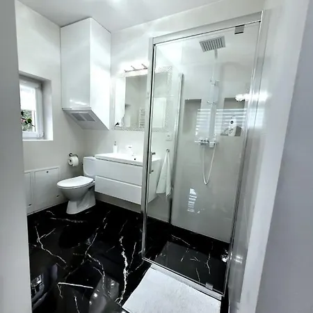 Apartment Glamour *
